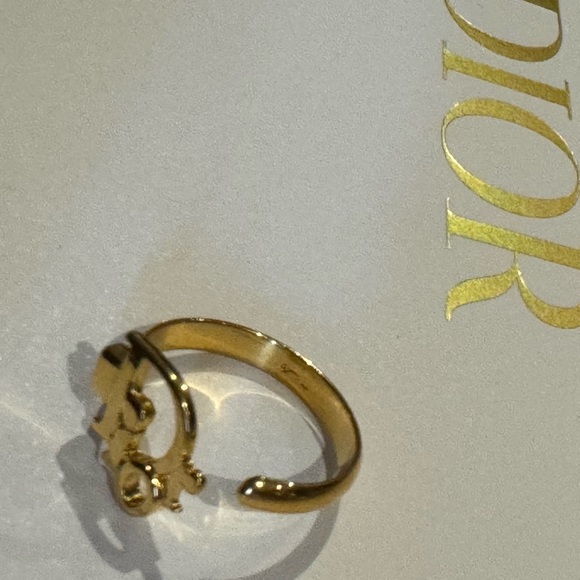 Authentic Christian Dior adjustable size ring - Picture 5 of 6
